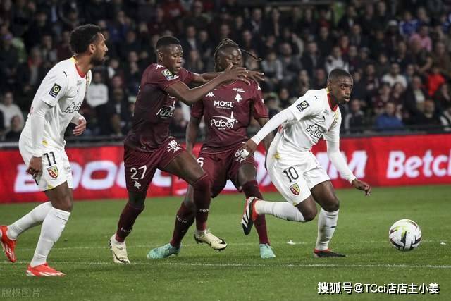 官方：大马丁当选FIFA2024年最佳门将